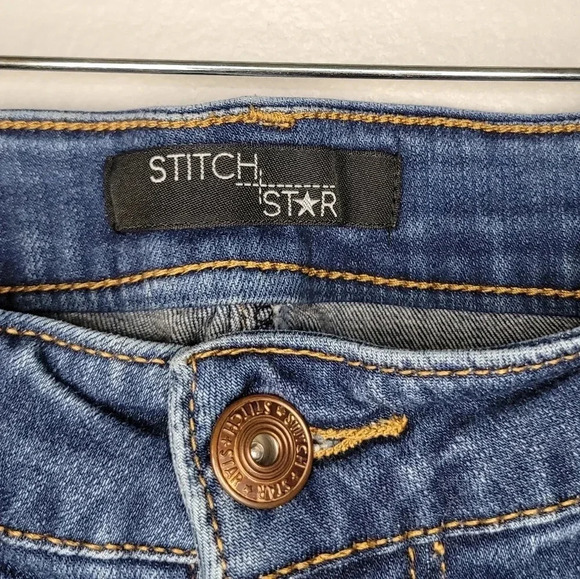 STITCH STAR distressed denim stretchy blue jeans large floral appliques Wmn 18w - Picture 4 of 7